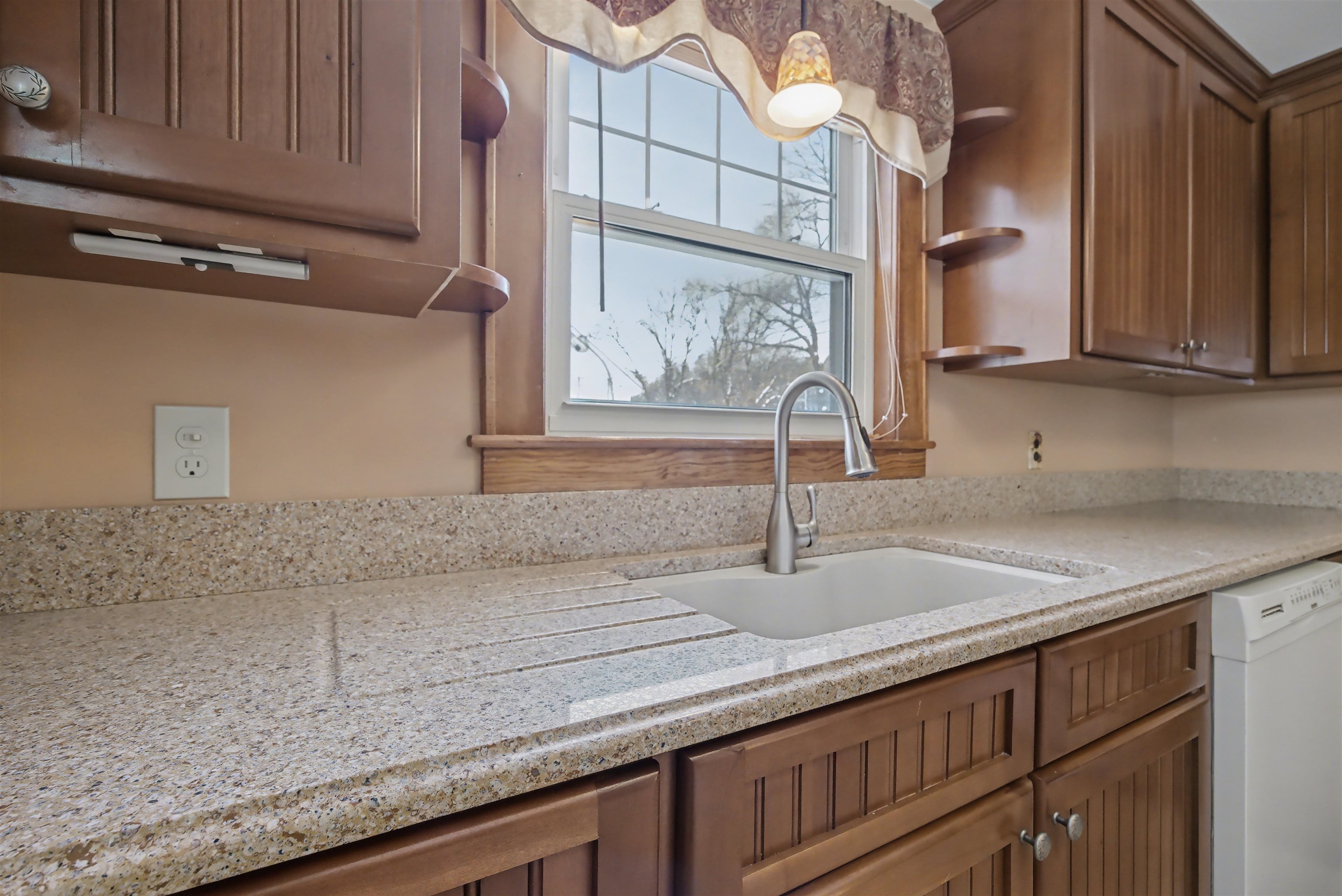 259 St Marie Street Manchester, NH 03102 - Photo 7 of 24