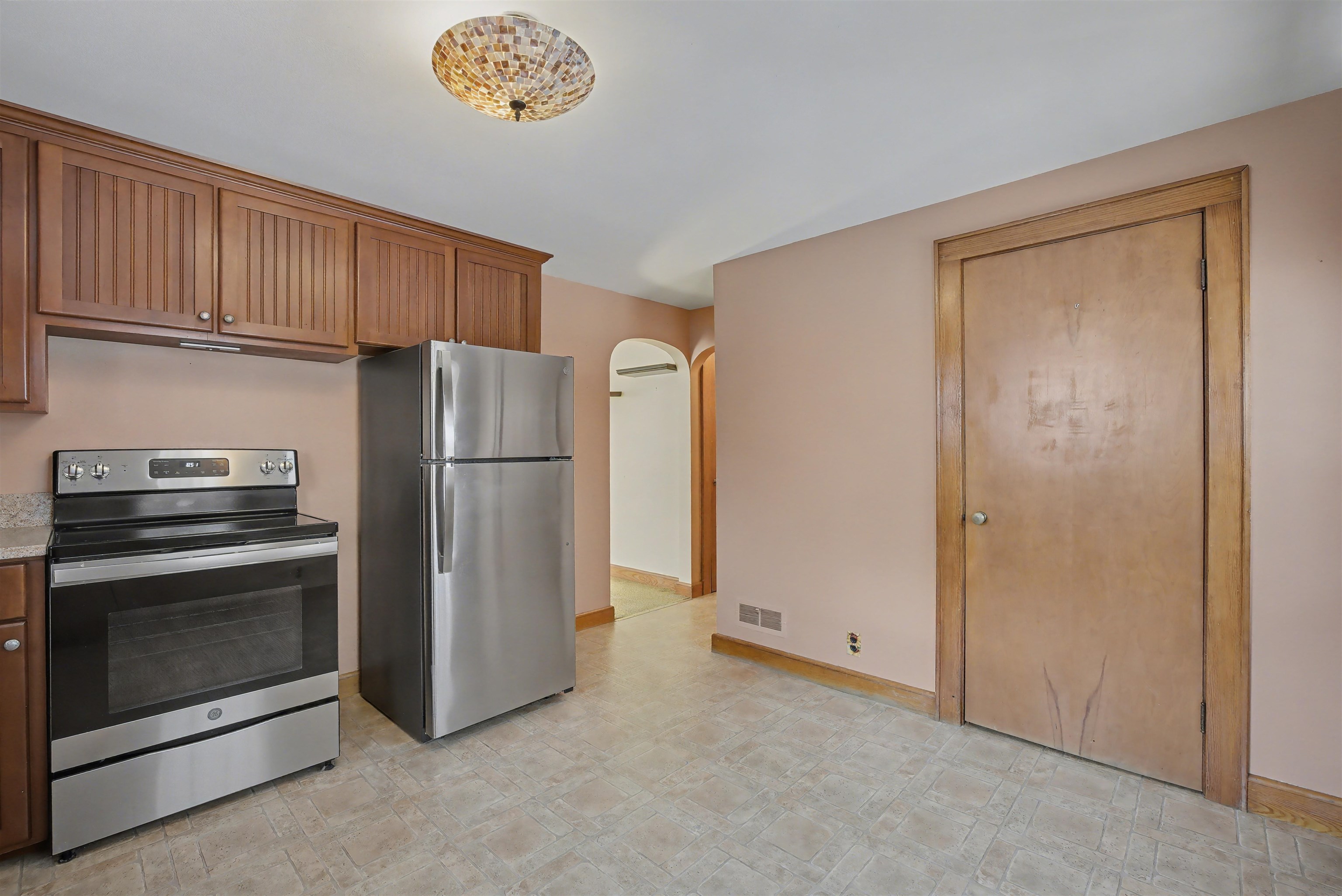 259 St Marie Street Manchester, NH 03102 - Photo 8 of 24