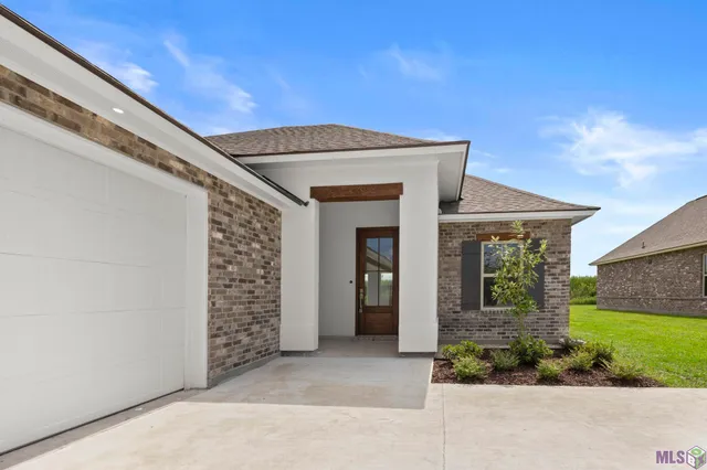 $364,888 | 320 Marmandie Avenue, New Orleans, LA 70123