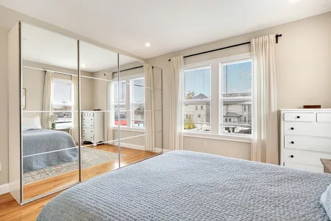 $559,900 | 35 Somerset Avenue, Unit 3, Winthrop, MA 02152