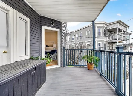 $559,900 | 35 Somerset Avenue, Unit 3, Winthrop, MA 02152