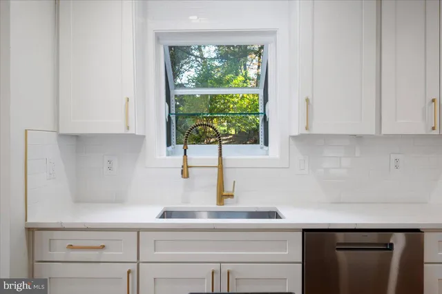 $1,395,000 | 3219 History Drive, Oakton, VA 22124