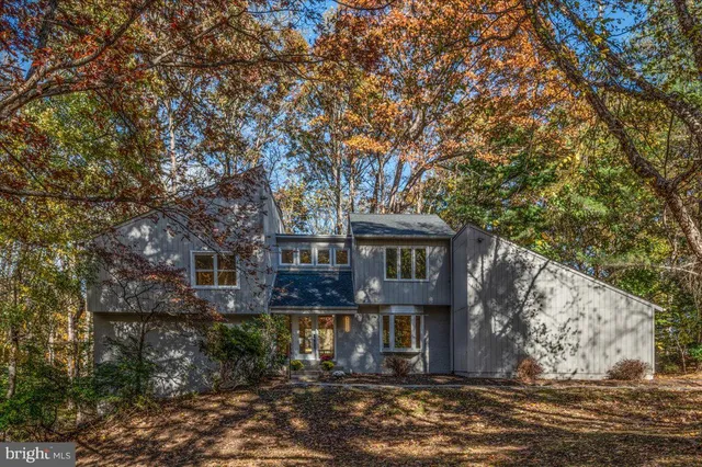 $1,395,000 | 3219 History Drive, Oakton, VA 22124