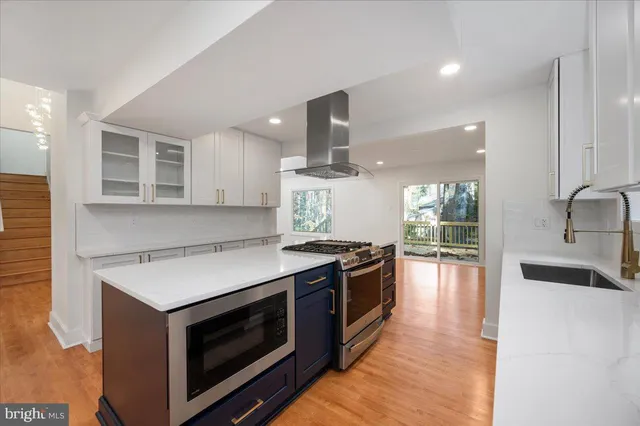 $1,395,000 | 3219 History Drive, Oakton, VA 22124