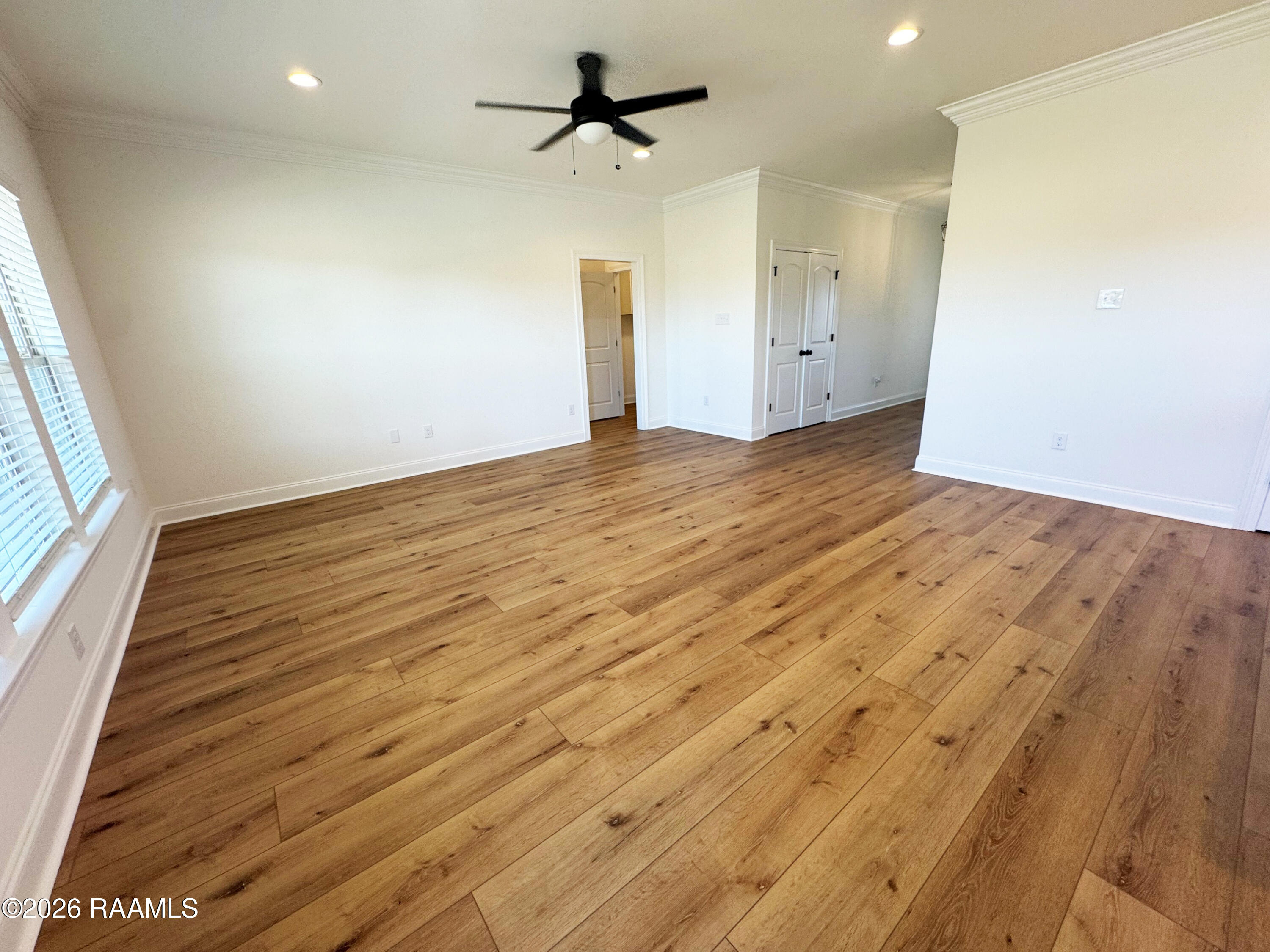 123 Star Broussard, LA 70518 - Photo 7 of 12 LIVING ROOM