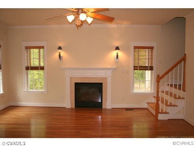 1024 Schroeder Road Powhatan, VA 23139 - Photo 6 of 24 Living Room - The living room features beautifully