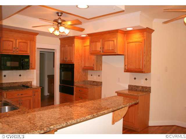 1024 Schroeder Road Powhatan, VA 23139 - Photo 8 of 24 Kitchen - The kitchen features recessed lighting,