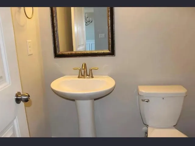 $3,950 | 428 Silver Brook Drive, Woodstock, GA 30188