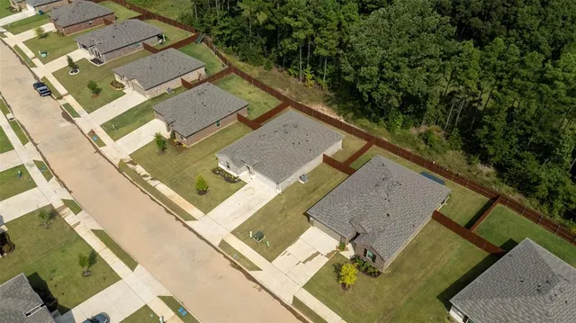 $249,900 | 603 E River, Chandler, TX 75758