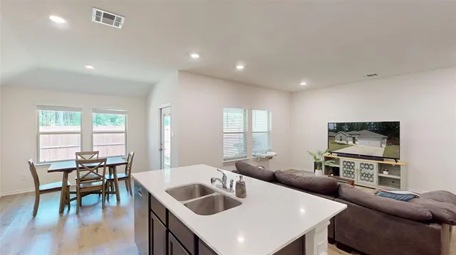 $249,900 | 603 E River, Chandler, TX 75758