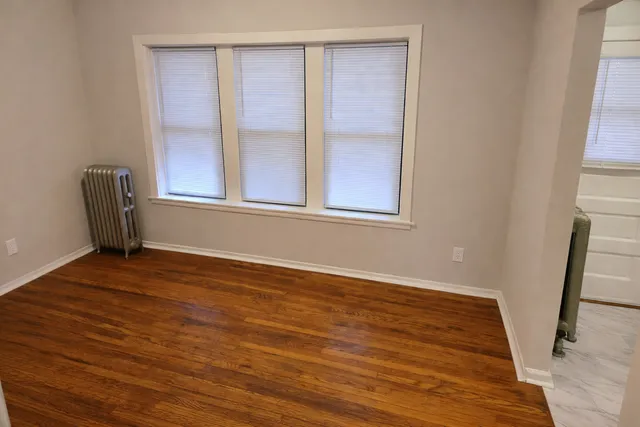 $1,200 | 6710 South Merrill Avenue, Unit 2W, Chicago, IL 60649