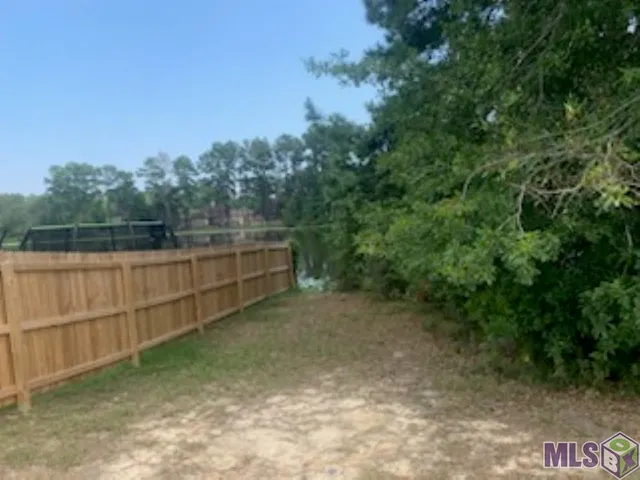 $49,900 | 12542 North Lakeshore Drive, Walker, LA 70785