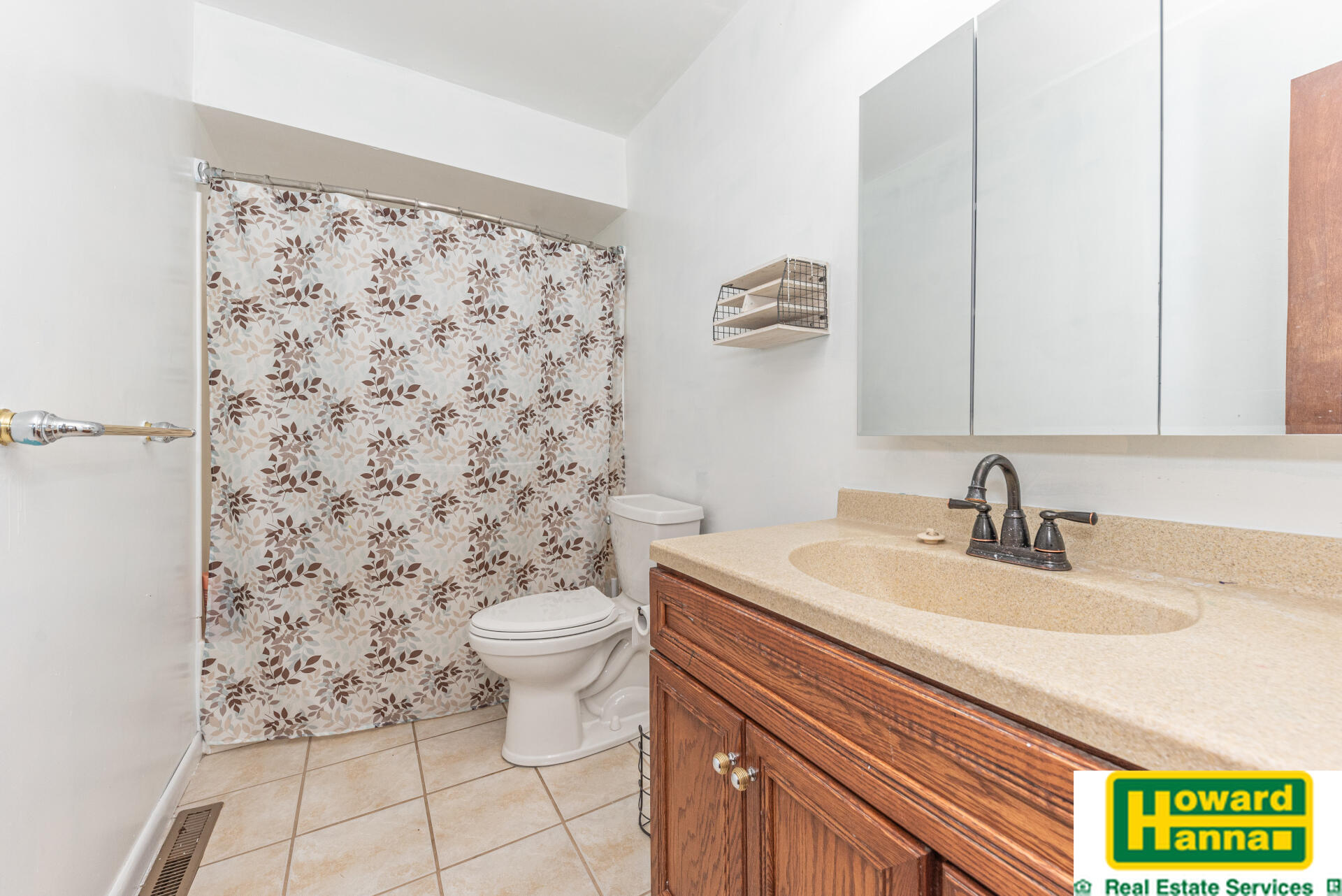 1661 Duguid Road Jackson, MI 49203 - Photo 17 of 39 025_26