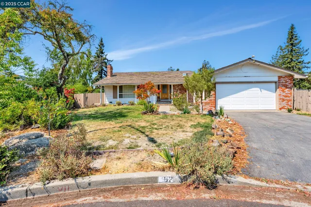$1,399,000 | 92 Gaywood Place, Moraga, CA 94556