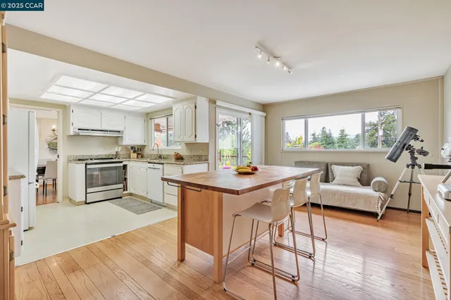 $1,399,000 | 92 Gaywood Place, Moraga, CA 94556