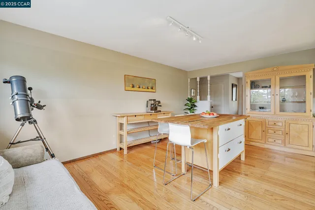 $1,399,000 | 92 Gaywood Place, Moraga, CA 94556