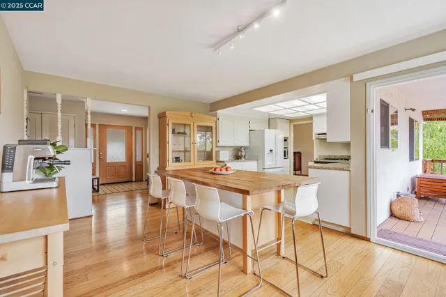 $1,399,000 | 92 Gaywood Place, Moraga, CA 94556