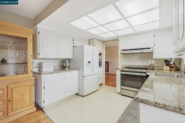 $1,399,000 | 92 Gaywood Place, Moraga, CA 94556