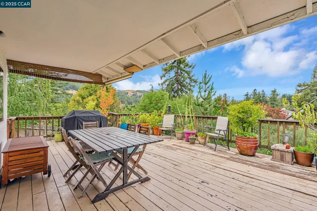 $1,399,000 | 92 Gaywood Place, Moraga, CA 94556