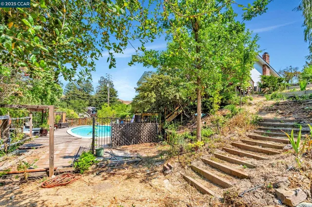 $1,399,000 | 92 Gaywood Place, Moraga, CA 94556