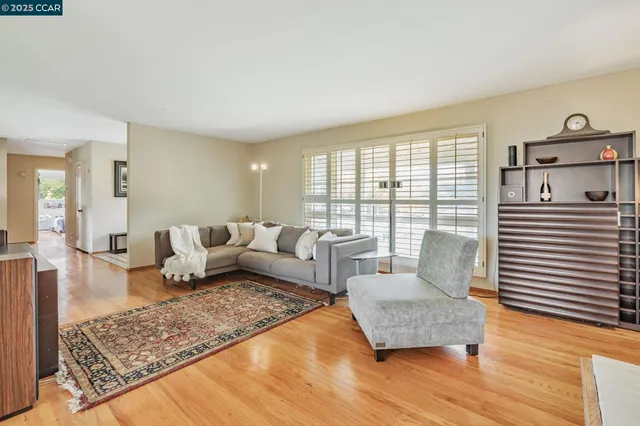 $1,399,000 | 92 Gaywood Place, Moraga, CA 94556