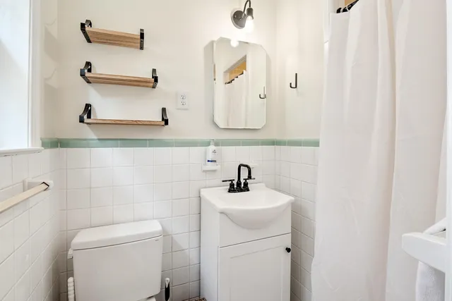 $345,000 | 5313 Chickasaw Road, Memphis, TN 38120