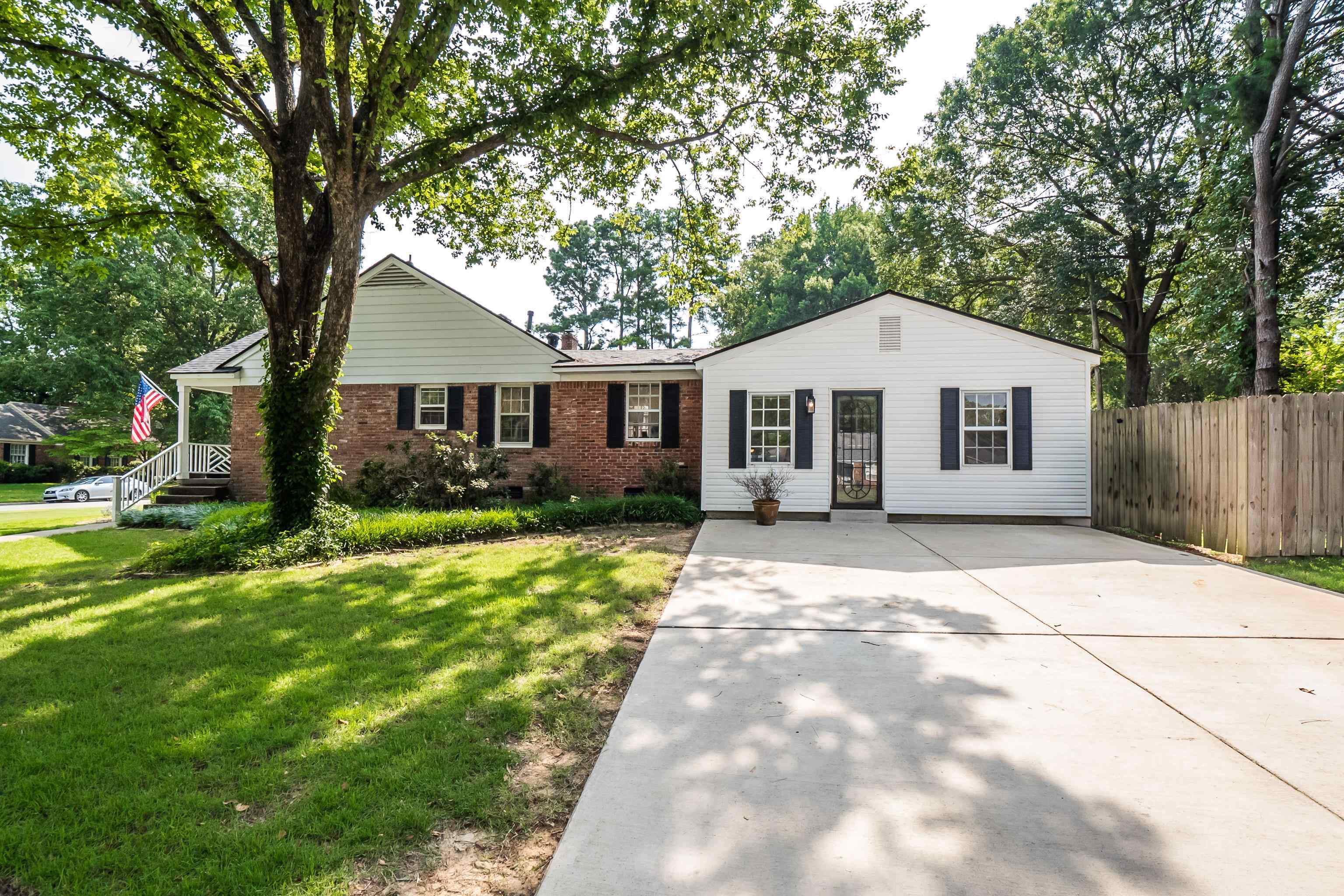 5313 Chickasaw Road Memphis, TN 38120 - Photo 3 of 29 Gallery Image 3