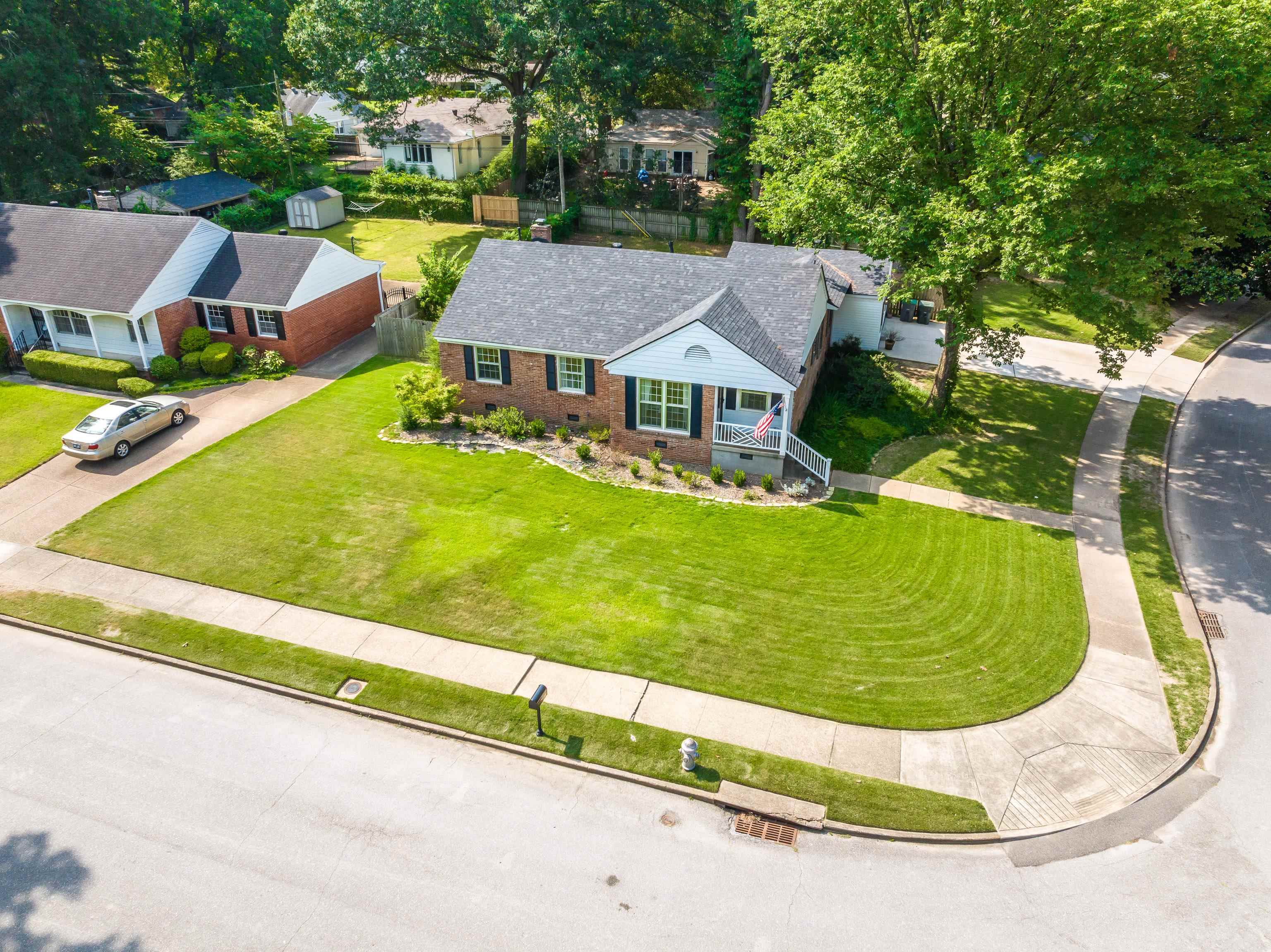 5313 Chickasaw Road Memphis, TN 38120 - Photo 31 of 32