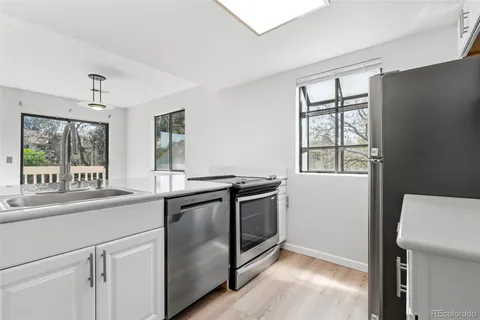 $234,900 | 12470 East Cornell Avenue, Unit 304, Aurora, CO 80014