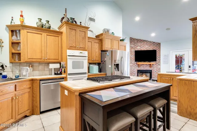 $405,000 | 102 Lockeport Circle, Lafayette, LA 70508