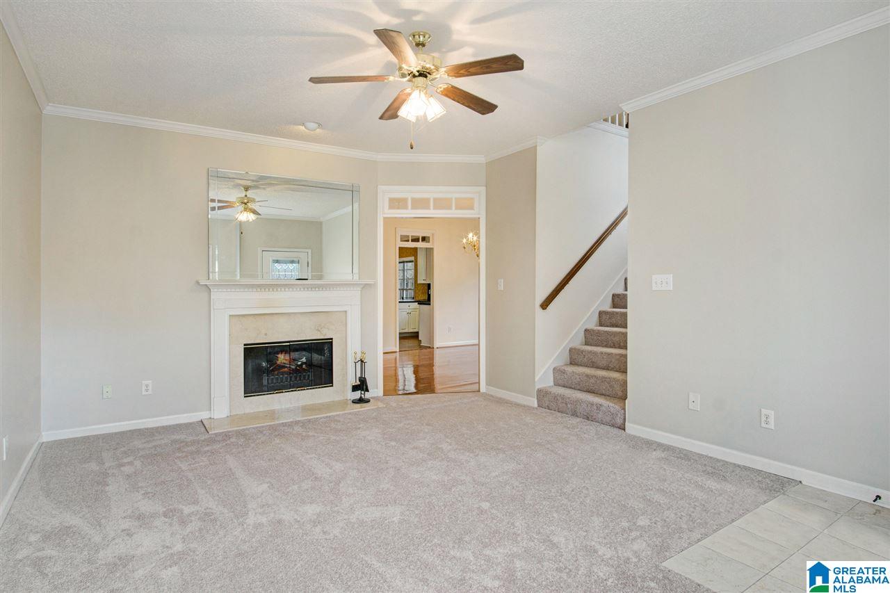 147 Warwick Circle Alabaster, AL 35007 - Photo 3 of 26