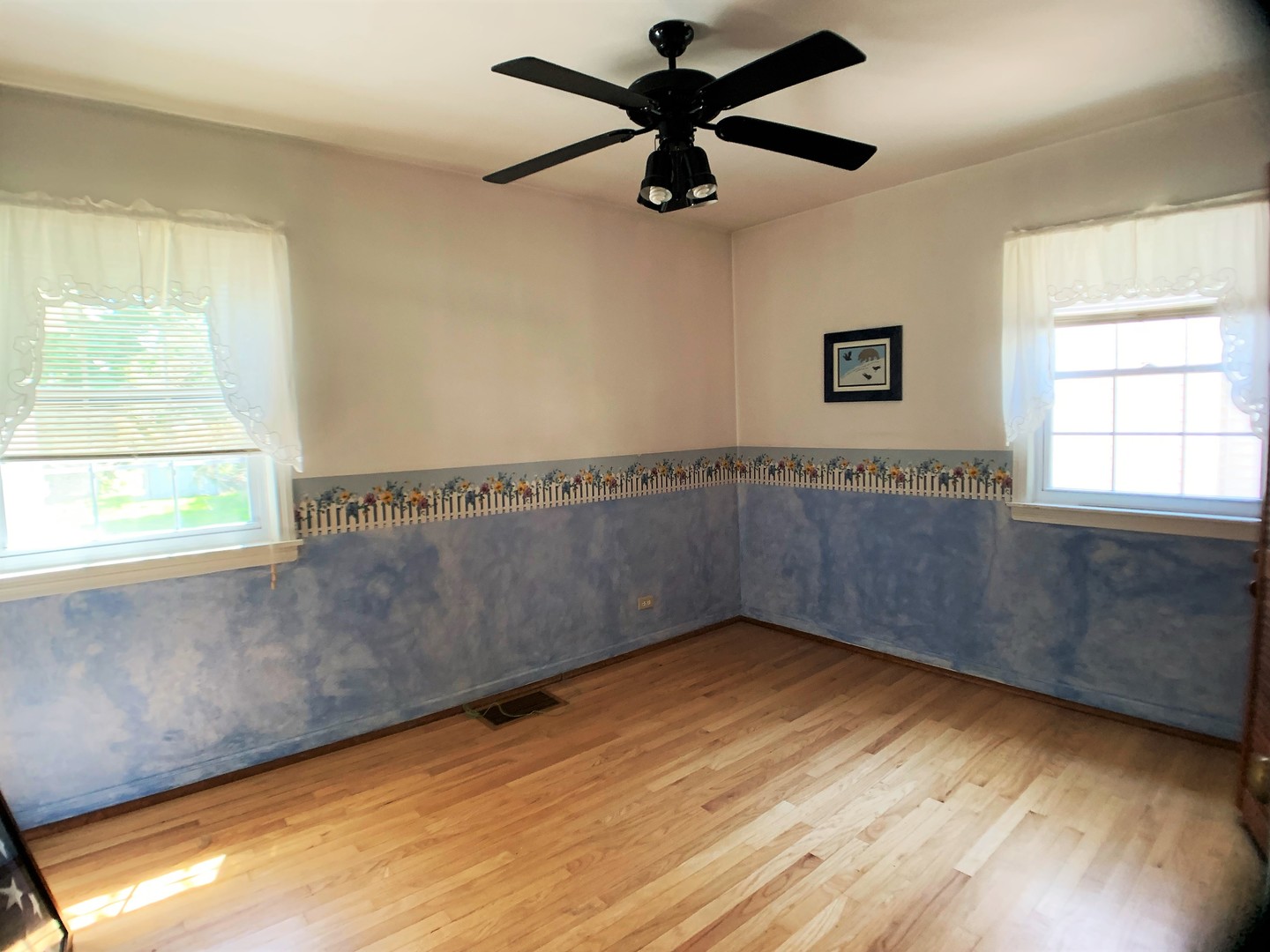 1249 Hickory Road Homewood, IL 60430 - Photo 17 of 30 Gallery Image 17