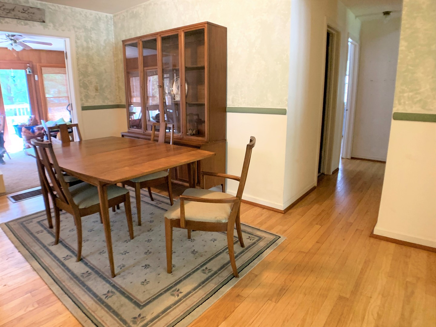 1249 Hickory Road Homewood, IL 60430 - Photo 9 of 30 Gallery Image 9