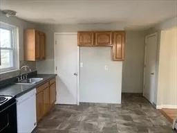 $2,650 | 9-11 Hesper Street, Unit 2, Lynn, MA 01905