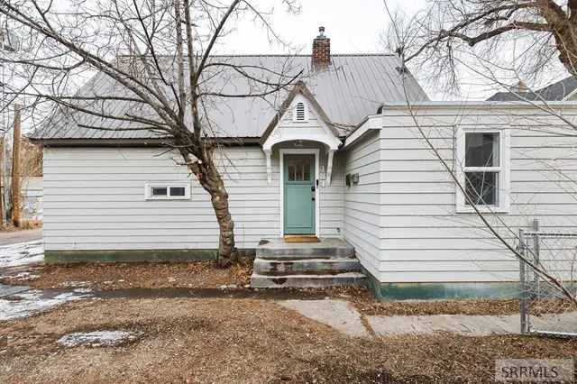 $275,000 | 484 G Street, Idaho Falls, ID 83402