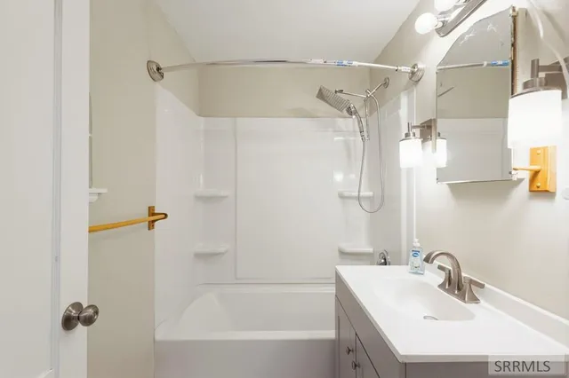 $275,000 | 484 G Street, Idaho Falls, ID 83402