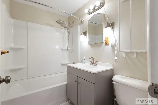 $275,000 | 484 G Street, Idaho Falls, ID 83402