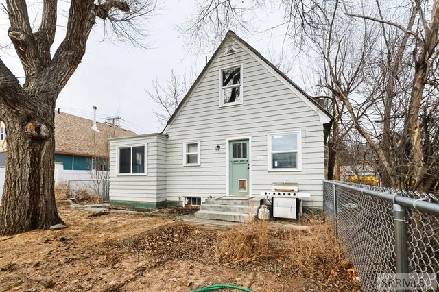 $275,000 | 484 G Street, Idaho Falls, ID 83402