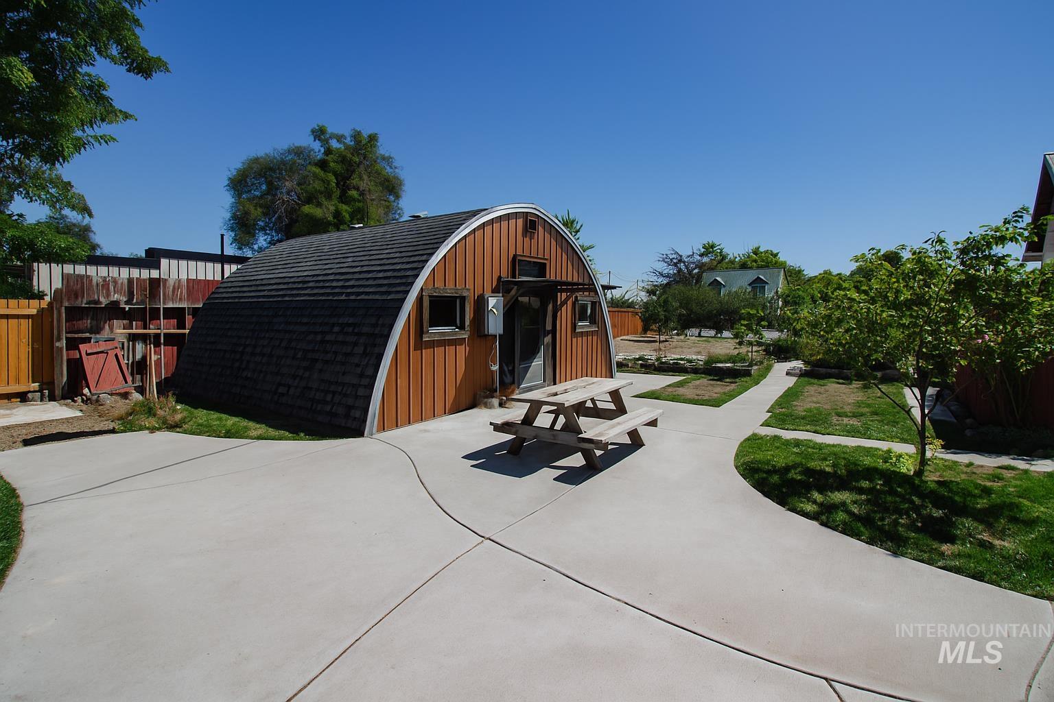 161 Southeast 5th Avenue Ontario, OR 97914 - Photo 25 of 41 View of outdoor structure