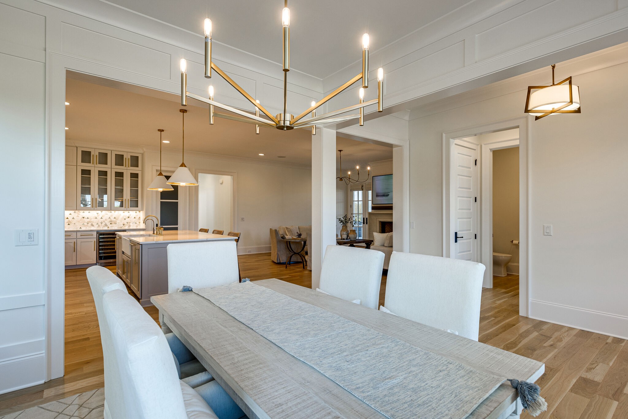 2025 Kathryn Avenue Franklin, TN 37064 - Photo 10 of 69