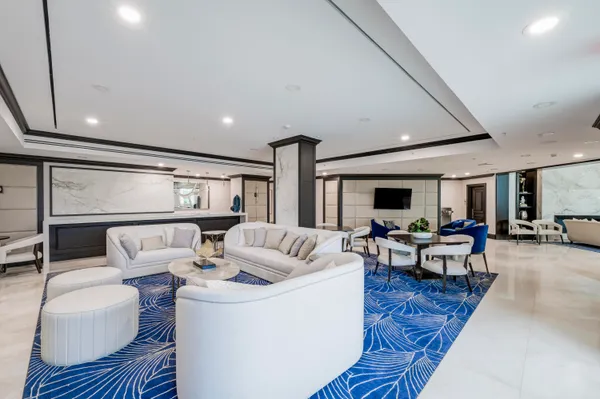 $3,200,000 | 1063 Hillsboro Mile, Unit 807, Pompano Beach, FL 33062