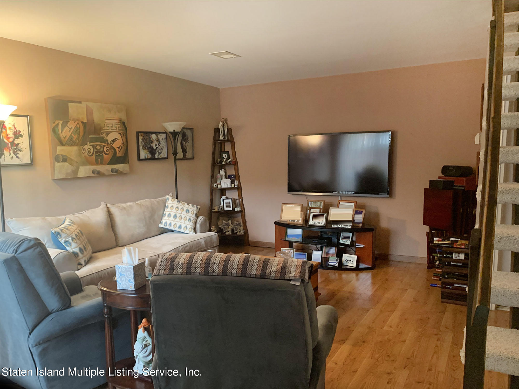 77 Rumson Road Staten Island, NY 10314 - Photo 3 of 17 IMG_2862