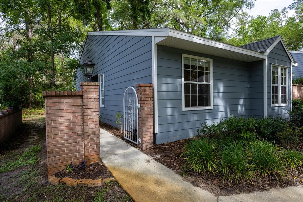 430 Northwest 48th Boulevard Gainesville, FL 32607 - Photo 2 of 31