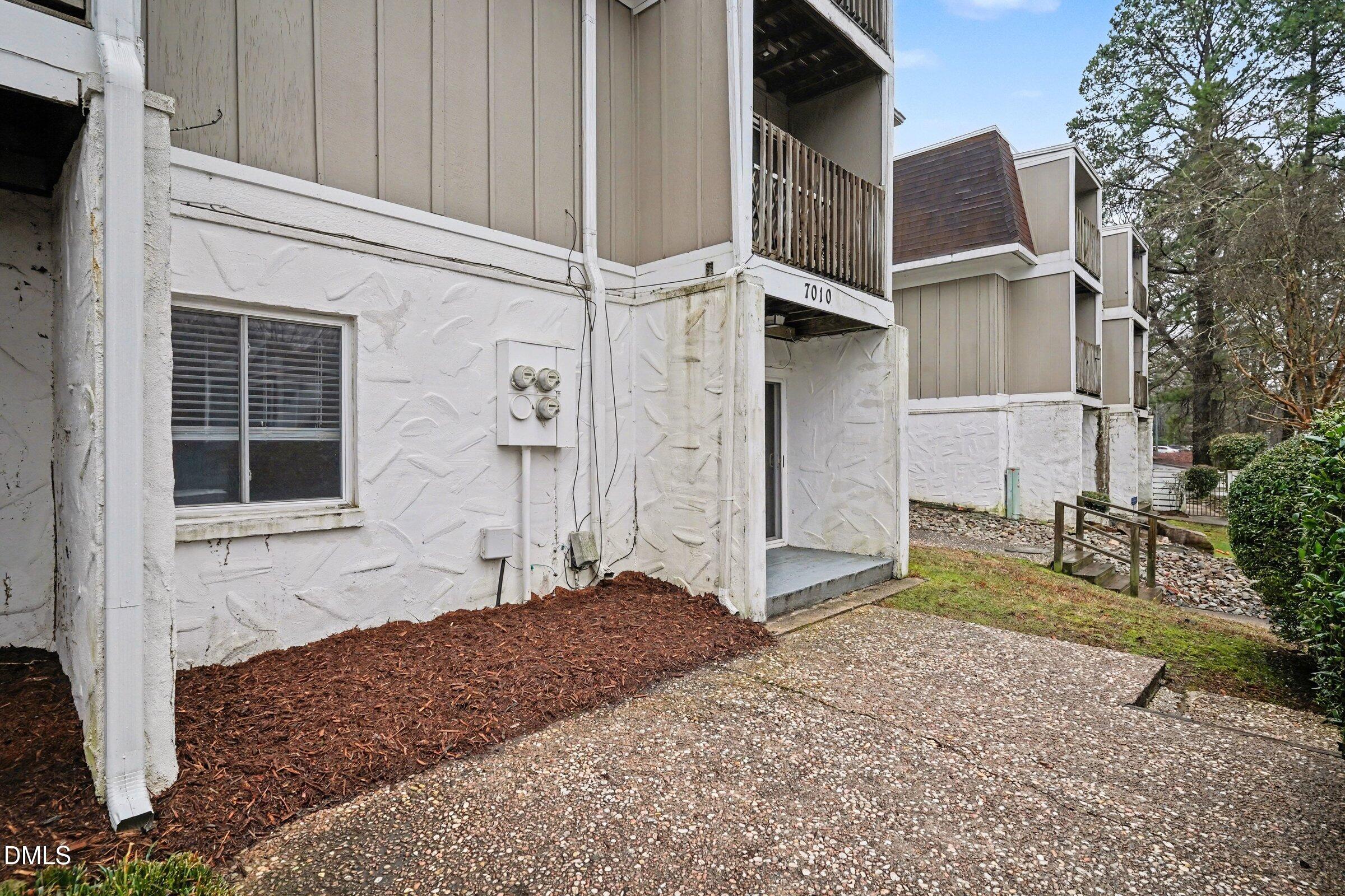 7010 Longstreet Drive, Unit C Raleigh, NC 27615 - Photo 31 of 36 002_file_6322
