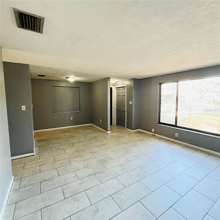 502 Calhoun Avenue Seffner, FL 33584 - Photo 11 of 28