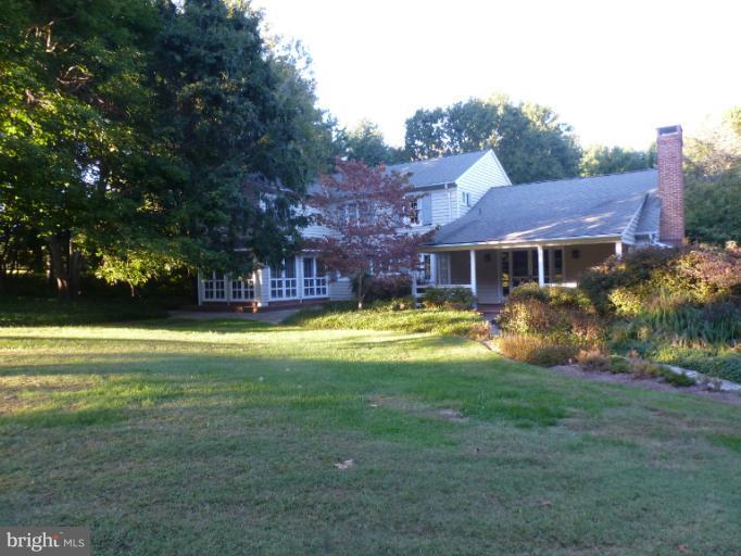 1915 Ridge Road Reisterstown, MD 21136 - Photo 26 of 27 Exterior (Rear) with fenced yard