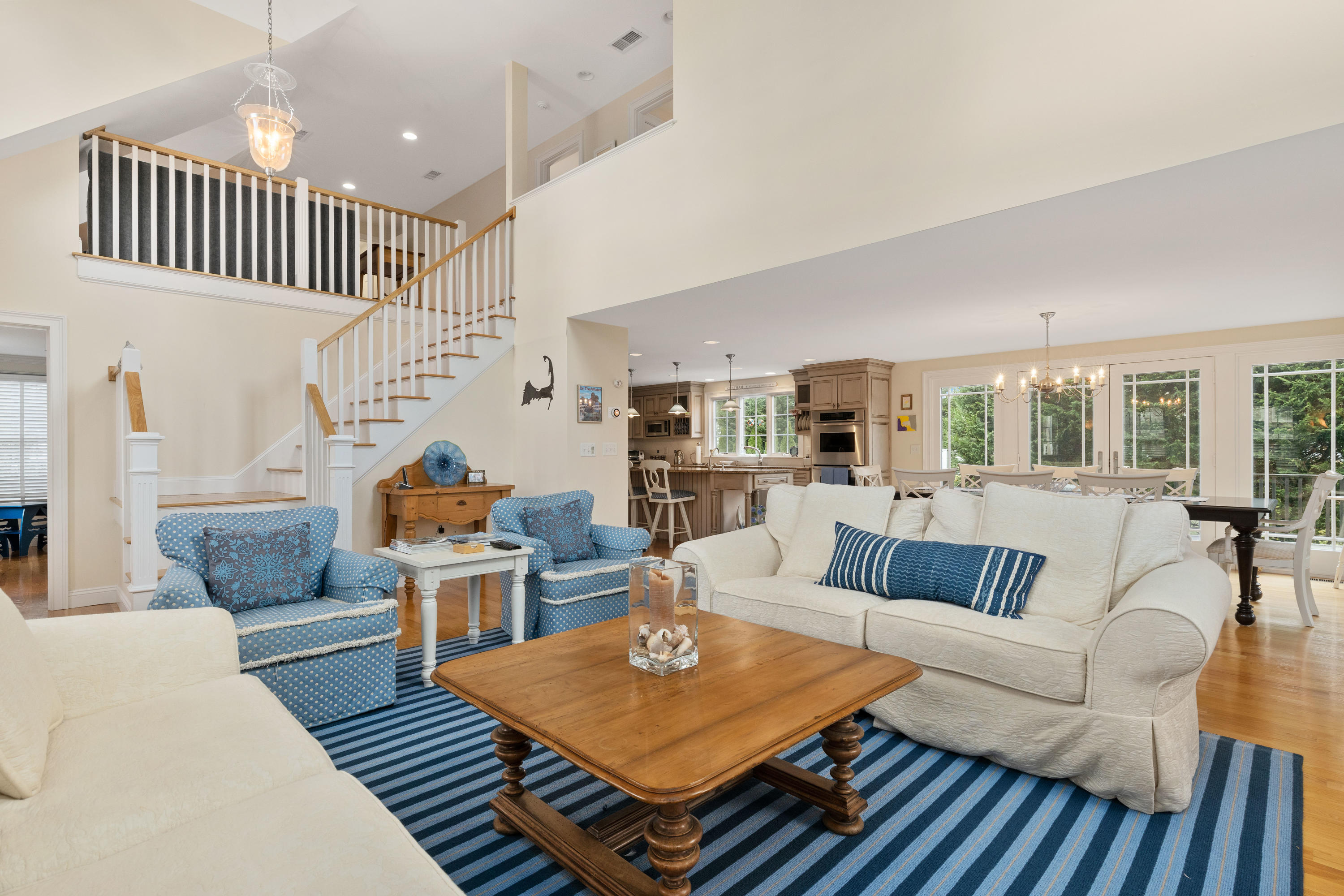 52 Seaview Street Chatham, MA 02633 - Photo 6 of 33 52SeaLR-13