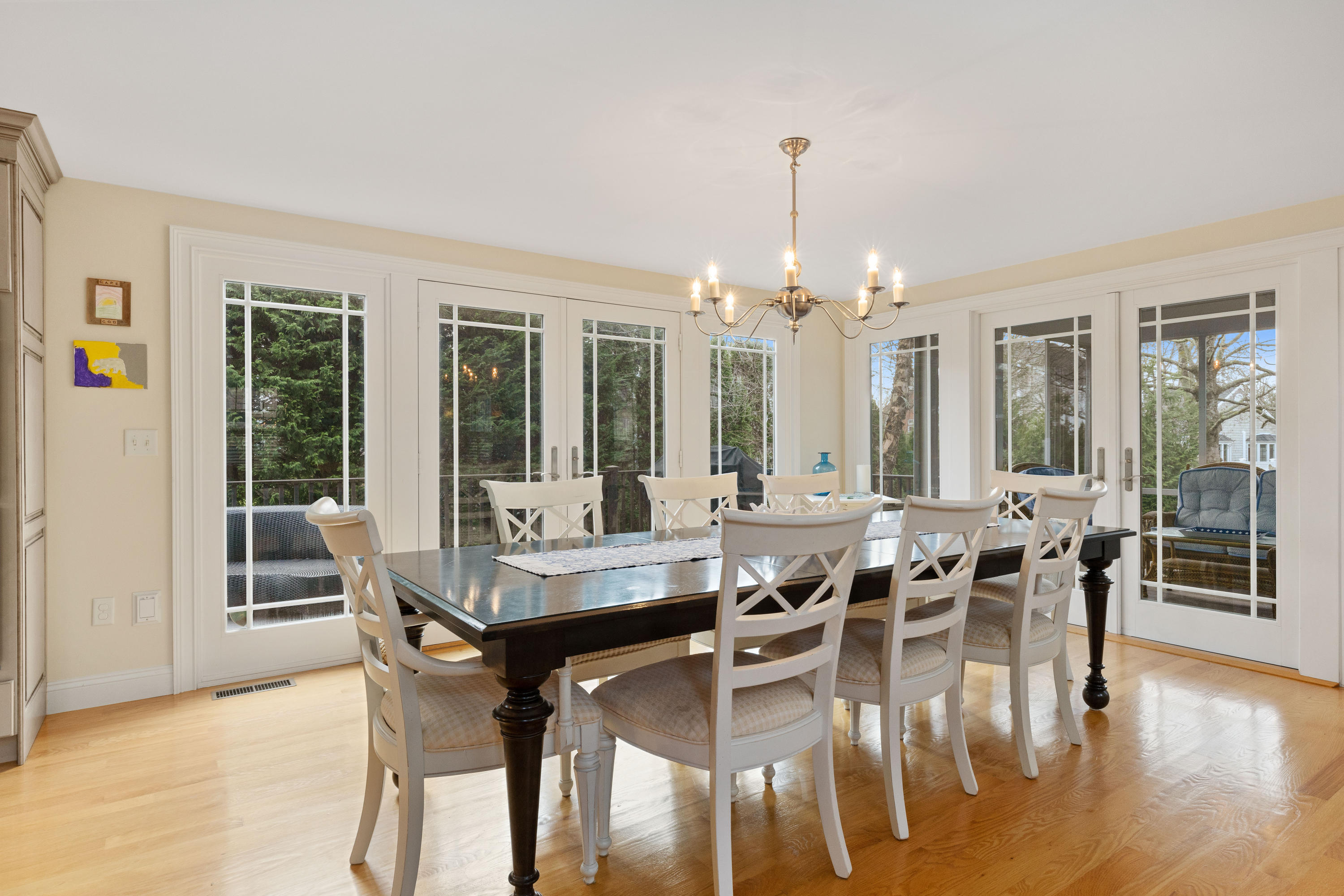 52 Seaview Street Chatham, MA 02633 - Photo 9 of 33 52SeaLR-16