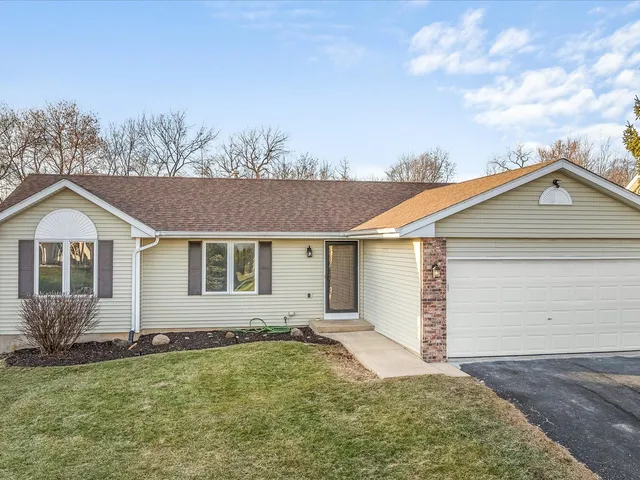 $259,900 | 4144 Westridge Drive, Winnebago, IL 61088