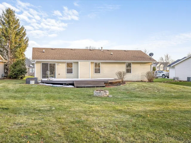 $259,900 | 4144 Westridge Drive, Winnebago, IL 61088